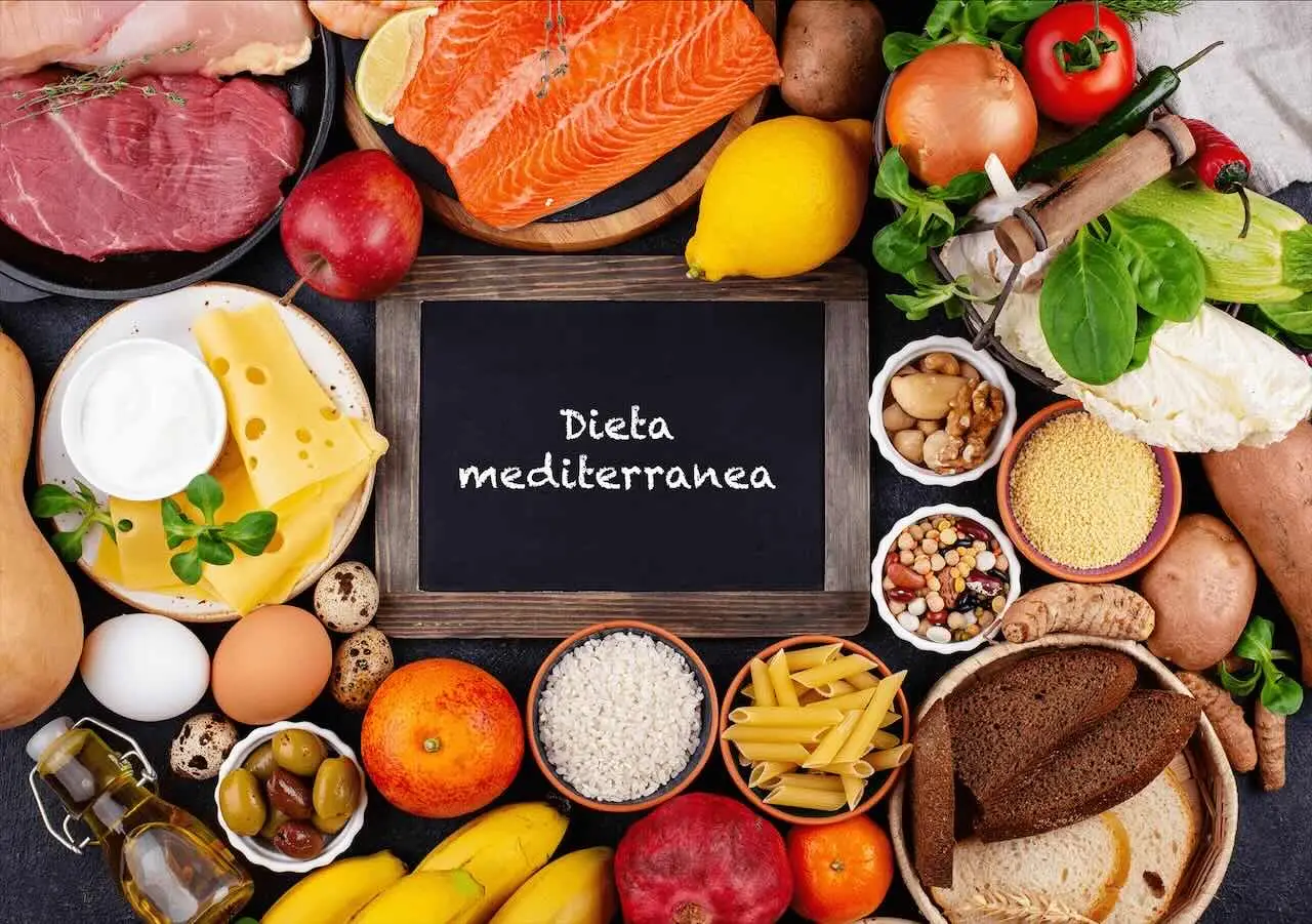 Come variare la dieta settimanale senza rinunciare al gusto: i consigli del nutrizionista Come variare la dieta settimanale senza rinunciare al gusto: i consigli del nutrizionista