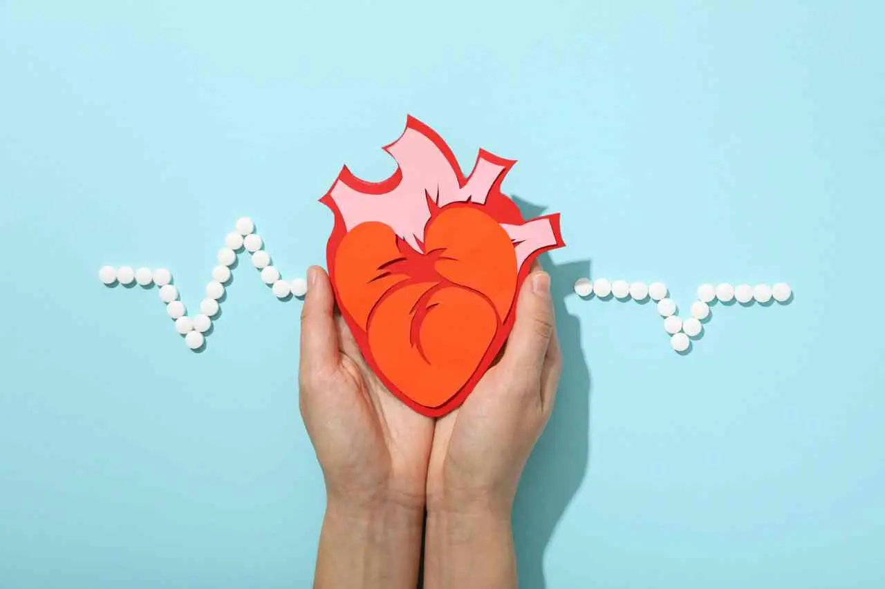 Come migliorare la salute del cuore con una passeggiata mattutina: i consigli dei cardiologi Come migliorare la salute del cuore con una passeggiata mattutina: i consigli dei cardiologi