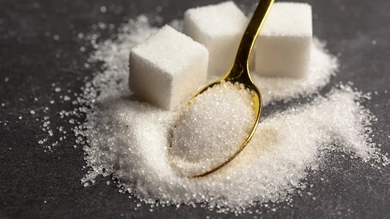 Il frutto estivo che rafforza il sistema immunitario: perché mangiarlo secondo la nutrizionista Il frutto estivo che rafforza il sistema immunitario: perché mangiarlo secondo la nutrizionista