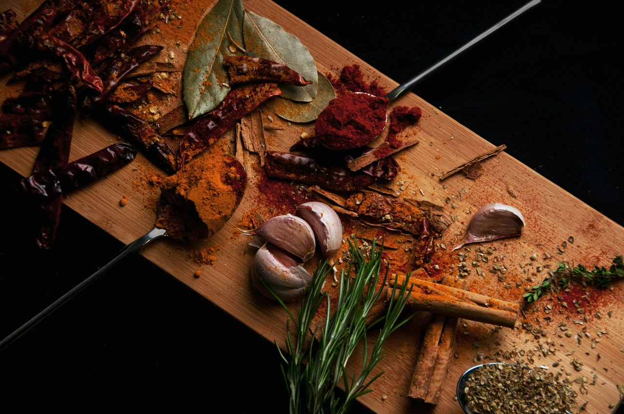 Come scegliere e utilizzare le spezie per esaltare i piatti vegetariani: i consigli della ricerca attuale Come scegliere e utilizzare le spezie per esaltare i piatti vegetariani: i consigli della ricerca attuale