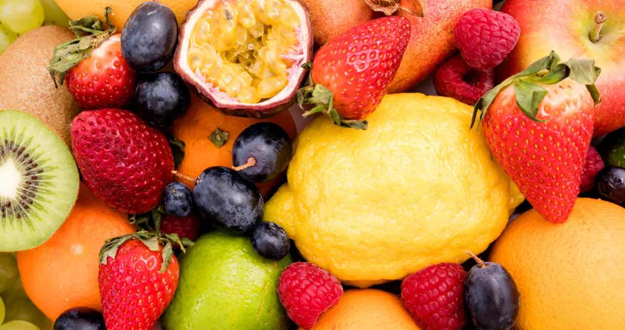 Scopri la frutta di giugno che protegge la vista: ecco quale scegliere secondo gli oculisti Scopri la frutta di giugno che protegge la vista: ecco quale scegliere secondo gli oculisti